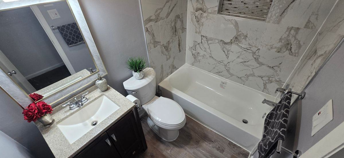 1966 Naylor Rd Se ##202 - Photo 2 of 3