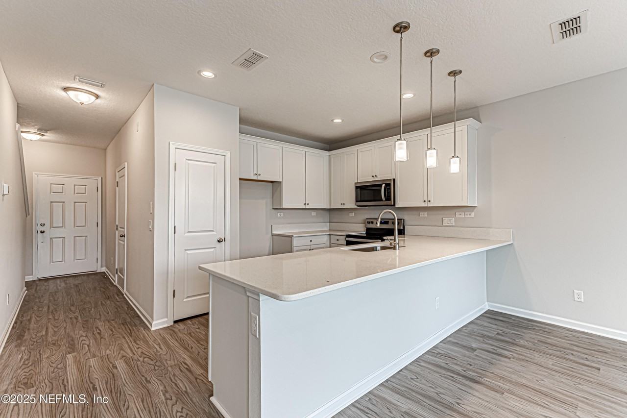 12895 Ludo Rd - Photo 5 of 14