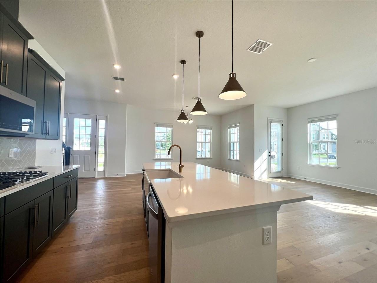 7565 Estuary Lake Loop - Photo 5 of 45