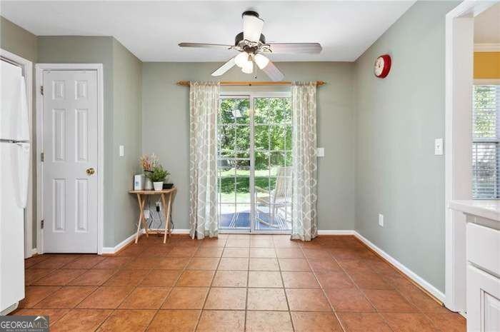 1097 Dalesford Dr - Photo 5 of 14