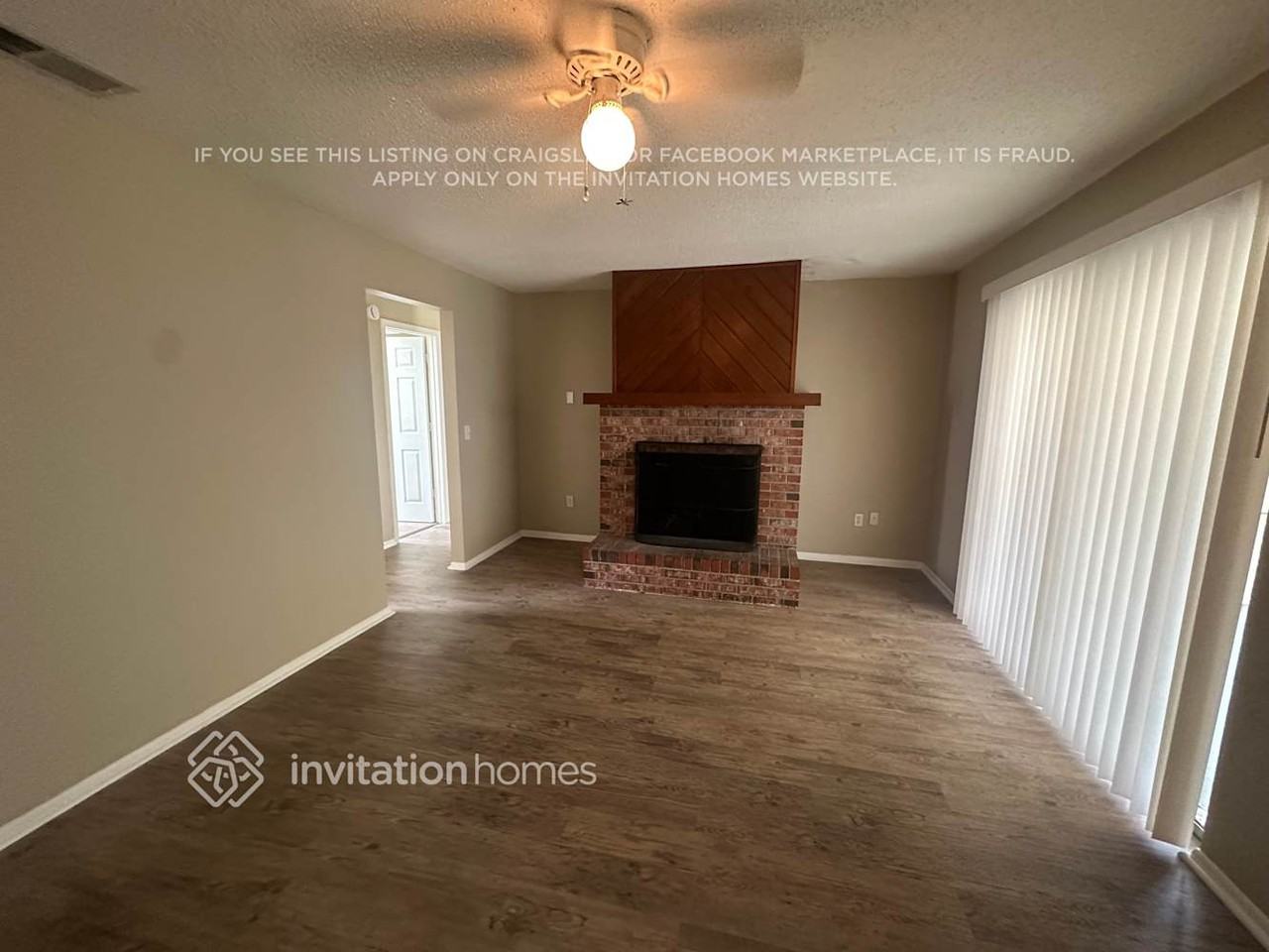 1405 Barcelona Ct - Photo 3 of 19