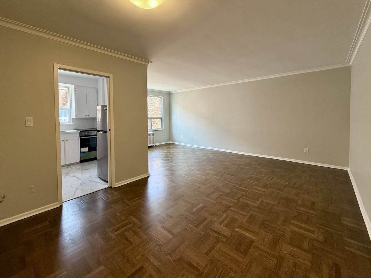 1295 Bayview Avenue #10 - Photo 3 of 16