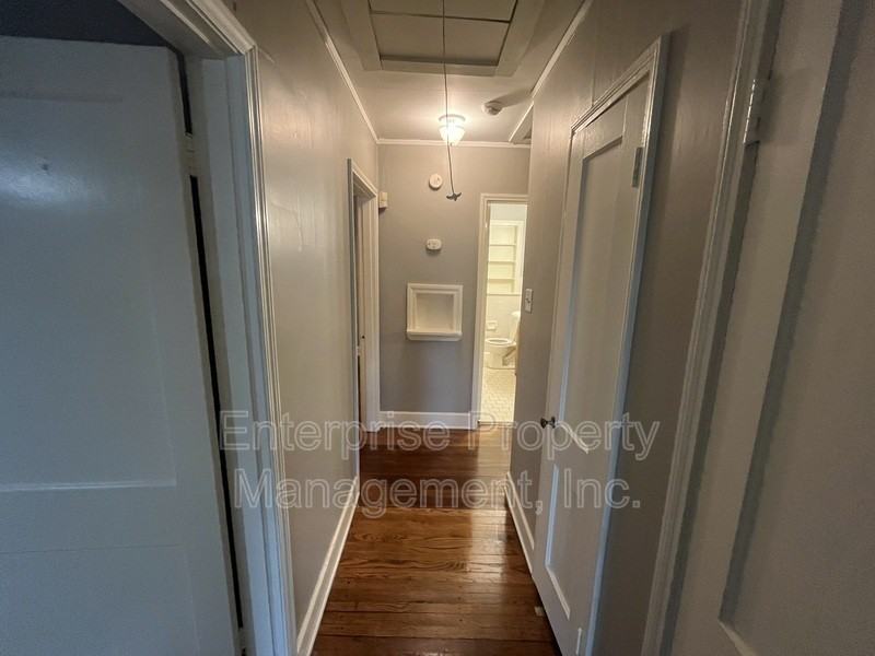 609 Houston St - Photo 5 of 18