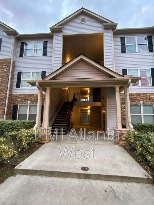 4203 Fairington Club Dr - Photo 2 of 11