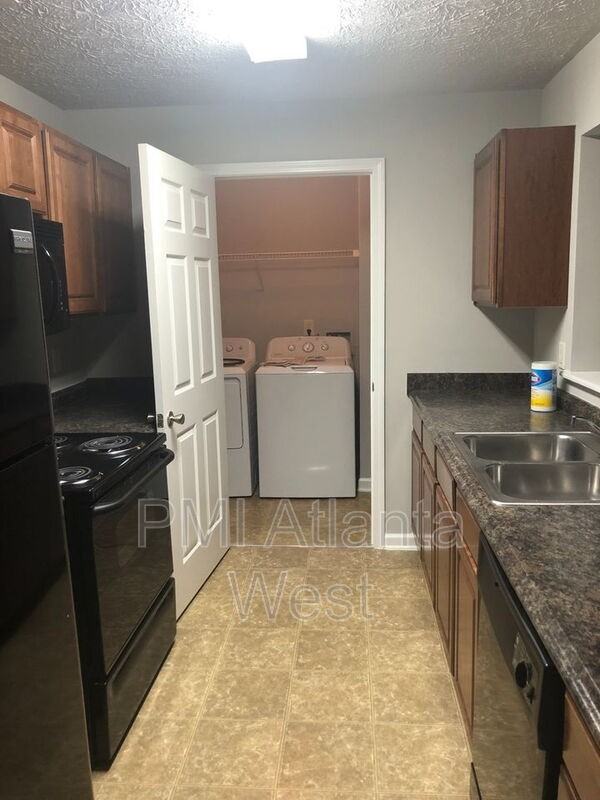 4203 Fairington Club Dr - Photo 5 of 11