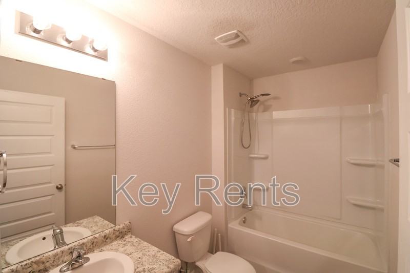 5634 Tristan Ct - Photo 3 of 16
