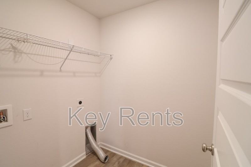 5634 Tristan Ct - Photo 5 of 16