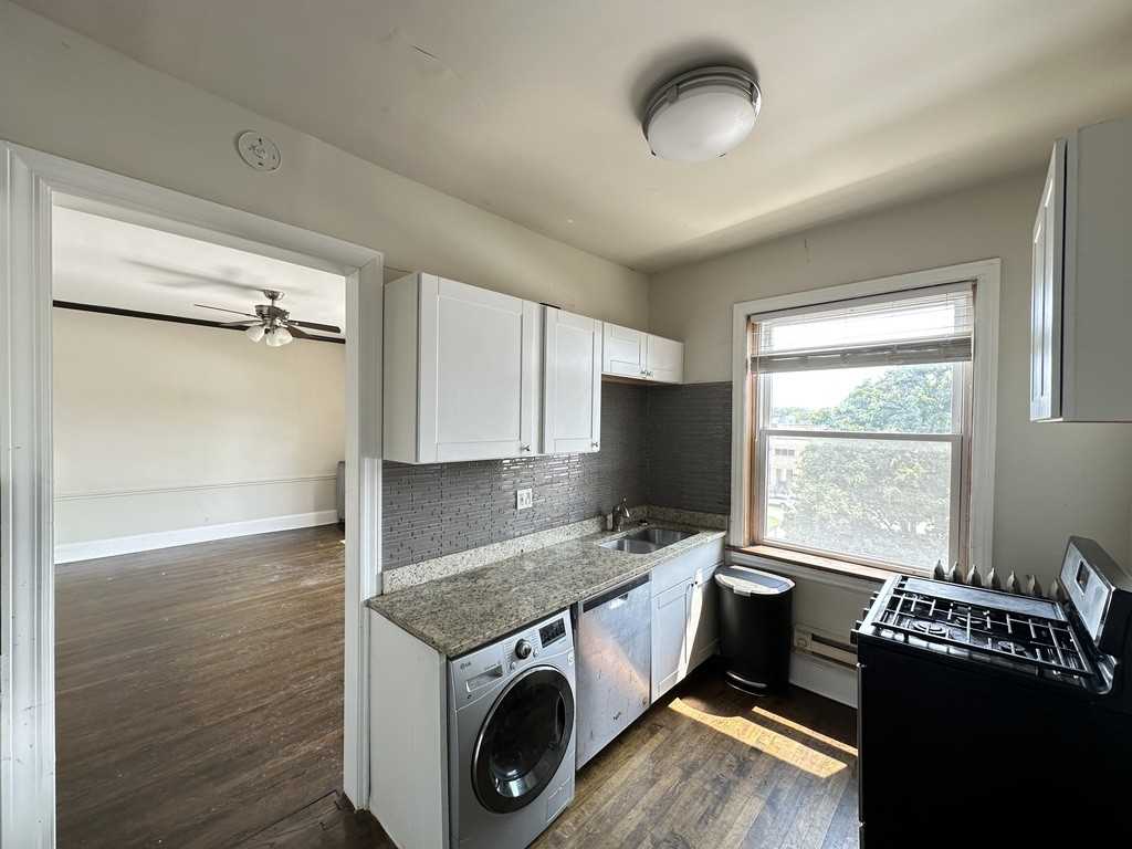 312 S Lee Pkwy #3 - Photo 4 of 21