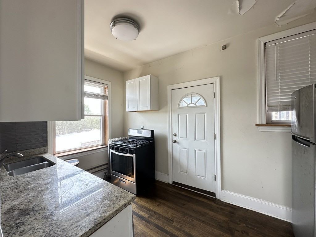 312 S Lee Pkwy #3 - Photo 6 of 21
