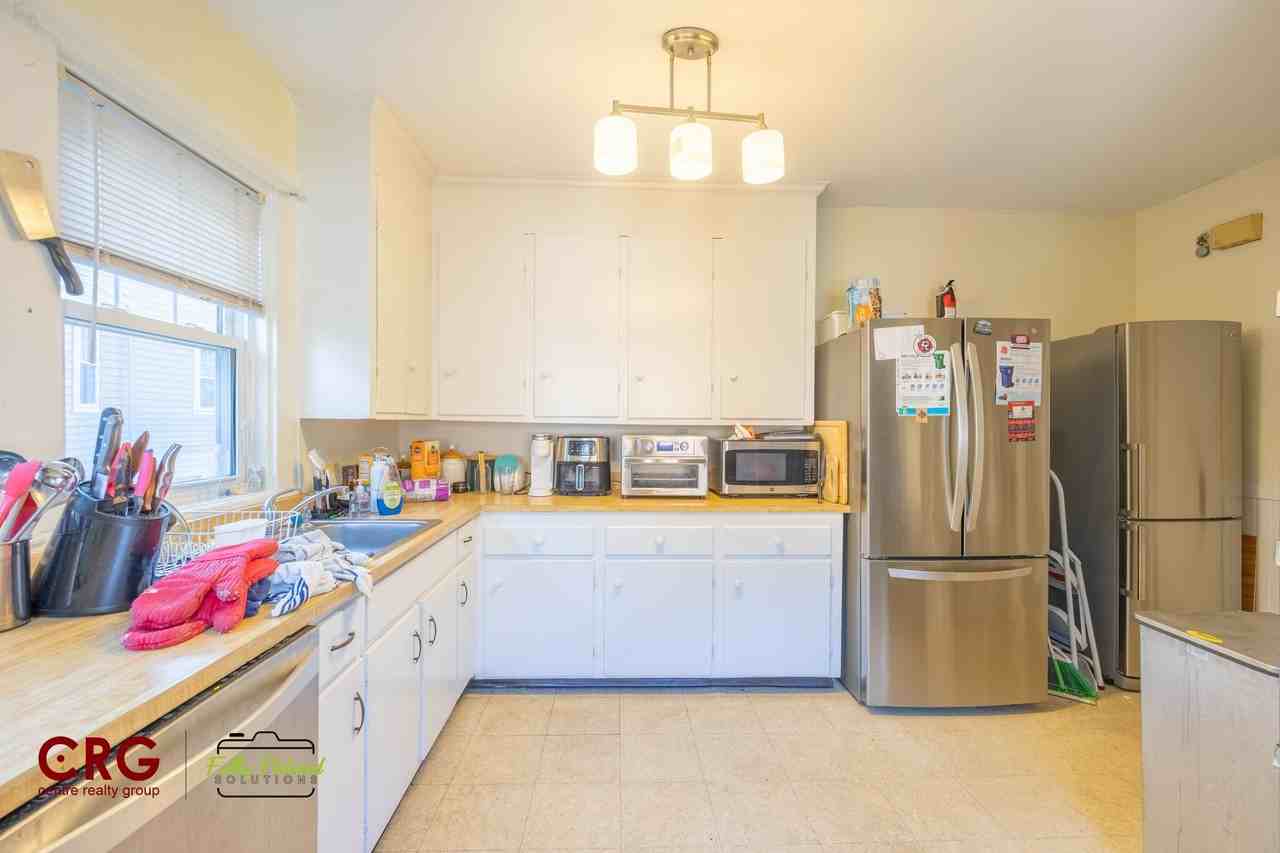 40 Walker St #2 - Photo 2 of 38