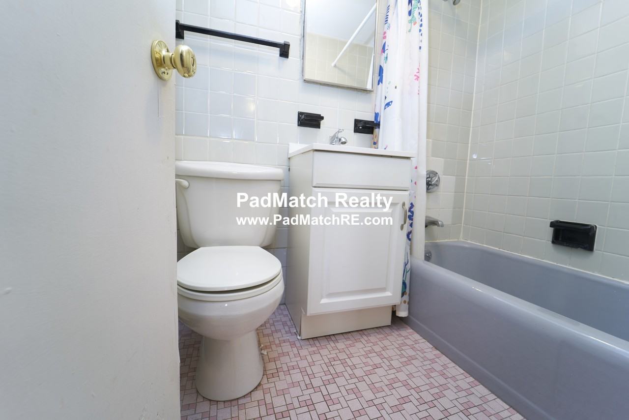 153 Brighton Ave #7 - Photo 6 of 9