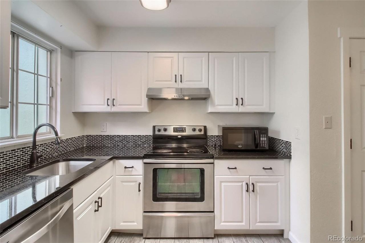 12057 East Tennessee Avenue - Photo 3 of 8