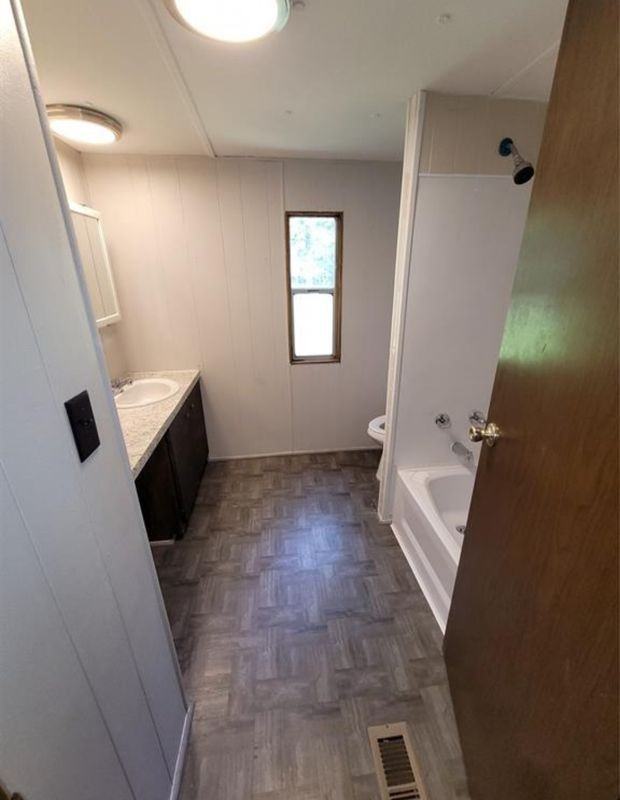 19 Dogwood Dr - Photo 3 of 4