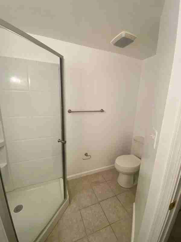 13594 Bentley Cir - Photo 3 of 5