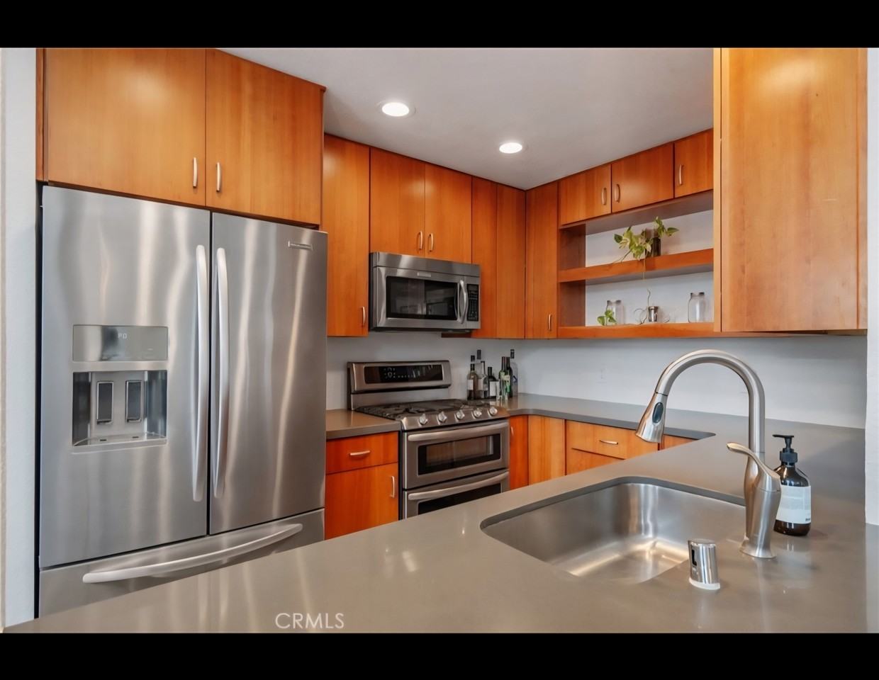 1310 North Detroit Street #406 - Photo 2 of 9