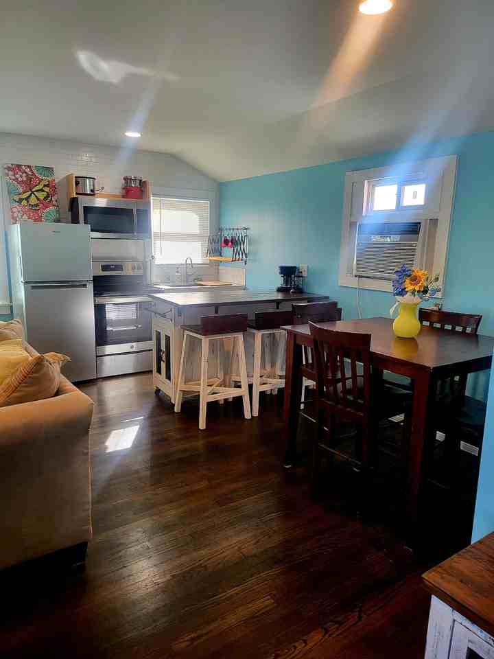 5710 Maco St #NA - Photo 3 of 17