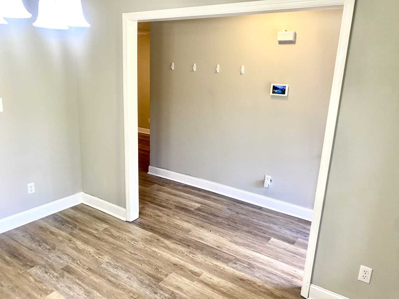 115 Whitechapel Ln #NA - Photo 2 of 20