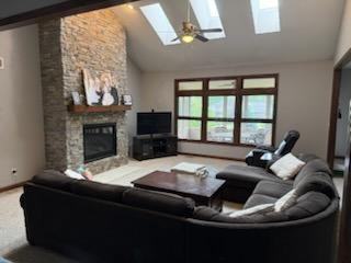2595 Yorktown Ct #NA - Photo 2 of 11