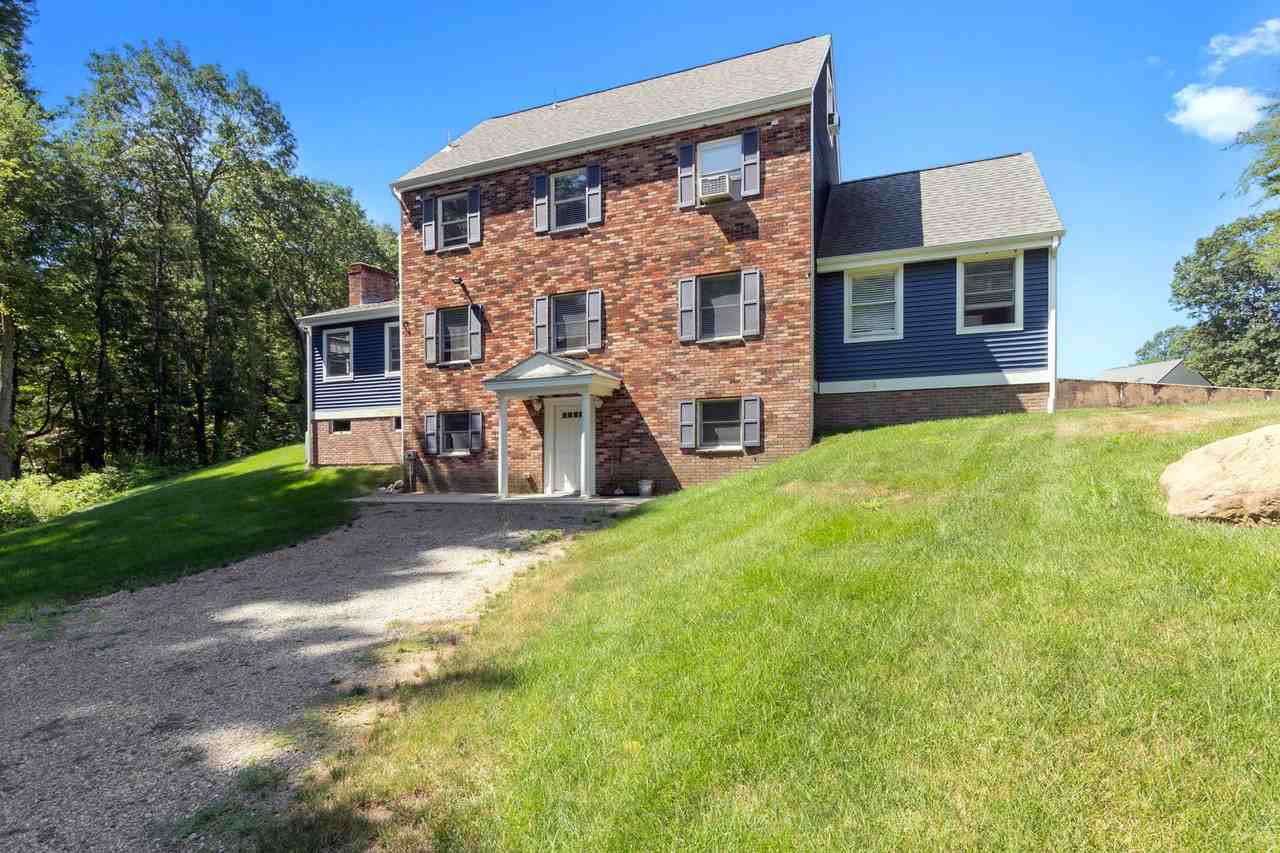 152 Glen Street #A - Photo 2 of 17