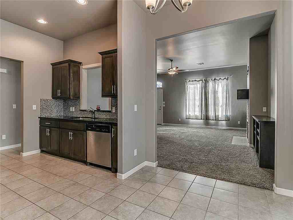 8313 Nw 140th St #NA - Photo 3 of 23
