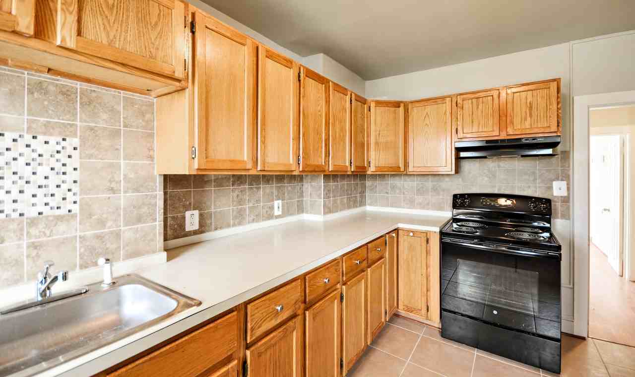 27 S Jefferson St #1 - Photo 2 of 20