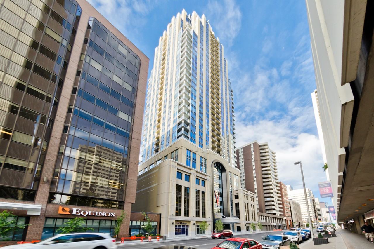 930 6 Avenue Southwest #1704 - Photo 2 of 29