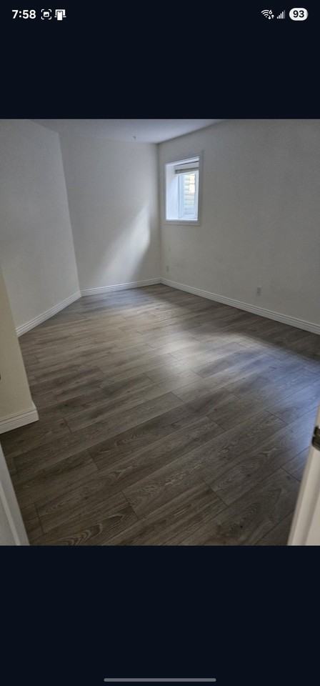 2625 139 Street - Photo 2 of 11