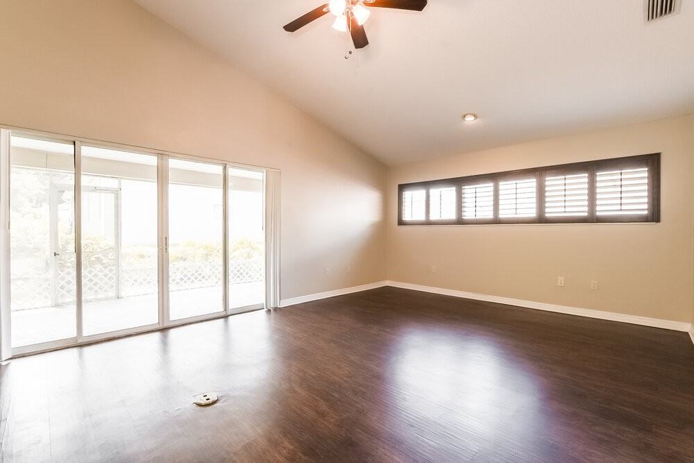 1436 Lake Marion Dr - Photo 3 of 16