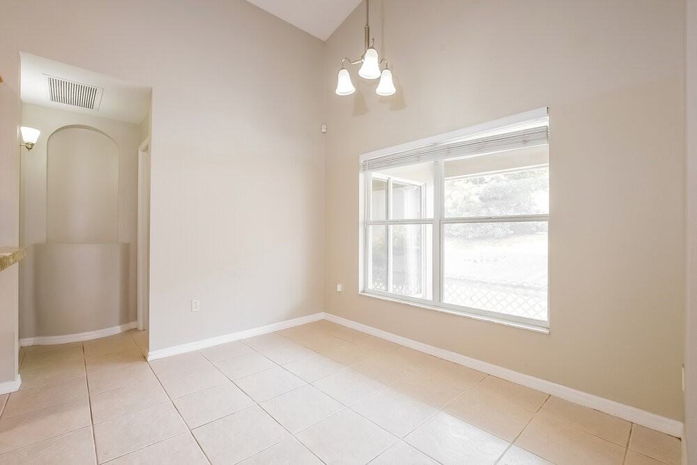1436 Lake Marion Dr - Photo 7 of 16