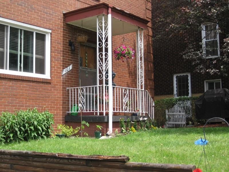 101 Marion Ave #3 - Photo 5 of 14