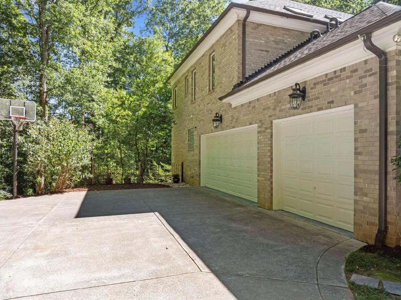 6016 Glenthorne Dr - Photo 7 of 50