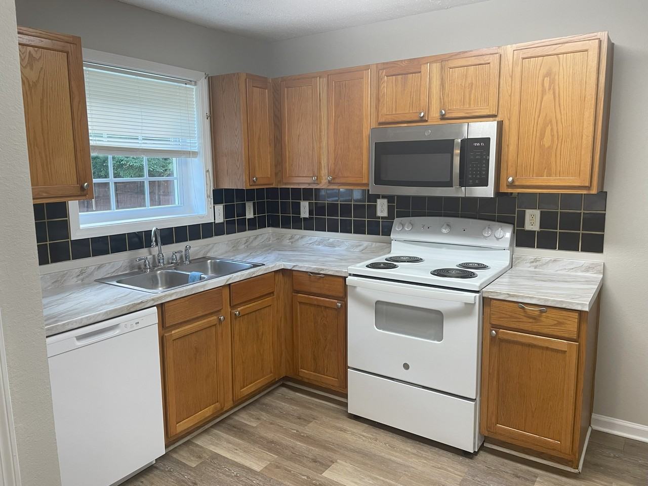 3980 Cypress Pointe Dr - Photo 7 of 7