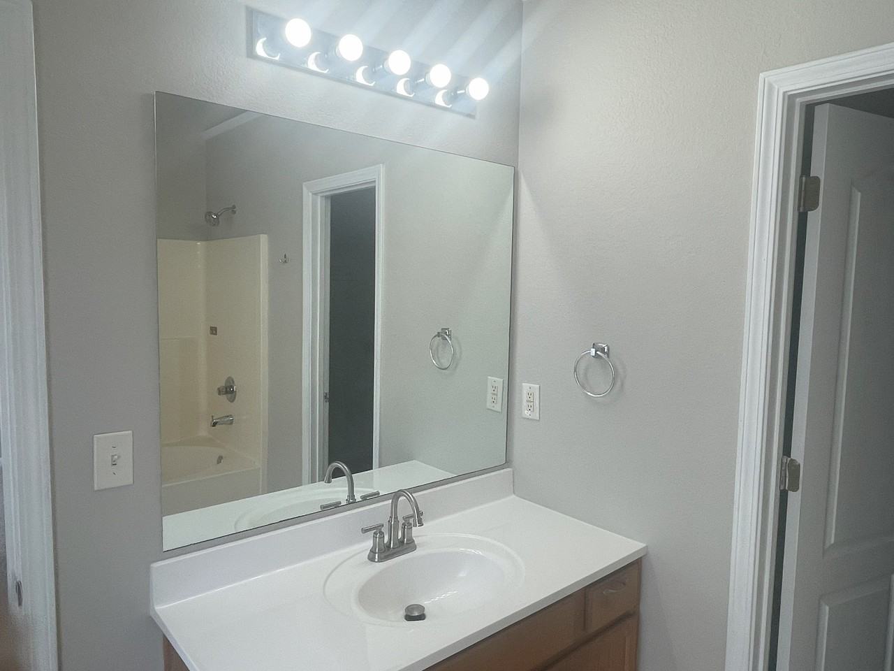 3980 Cypress Pointe Dr - Photo 6 of 7