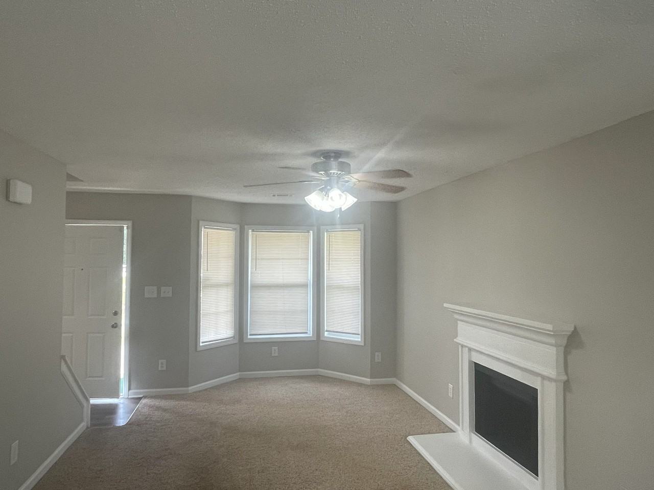 3980 Cypress Pointe Dr - Photo 3 of 7
