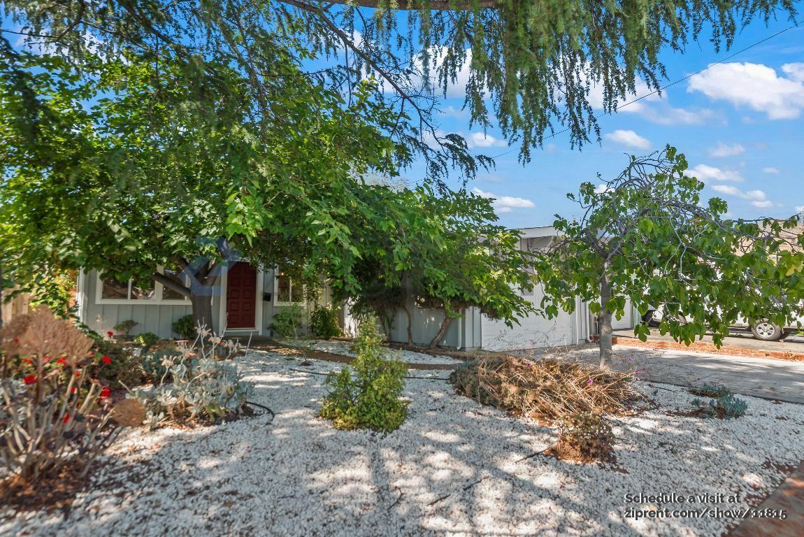 3375 Holly Dr - Photo 5 of 36