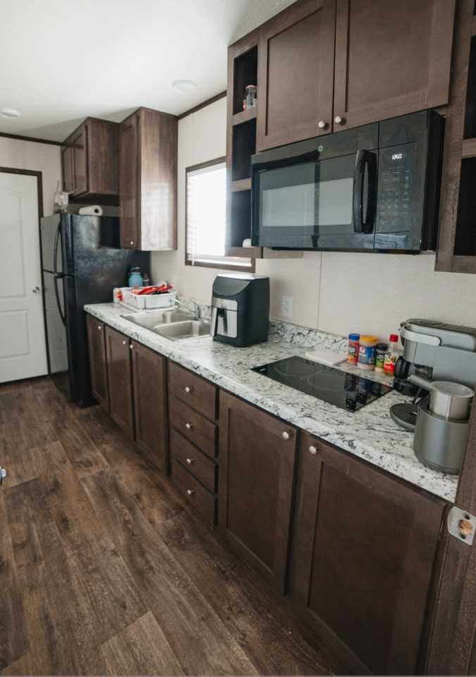 36 Herring Rd - Photo 3 of 7