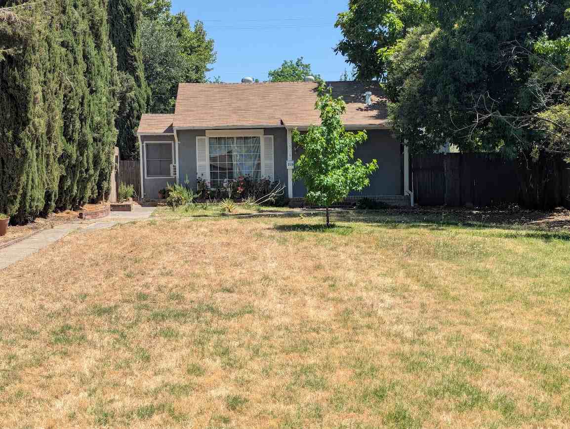 518 Sierra Blvd #NA - Photo 2 of 11