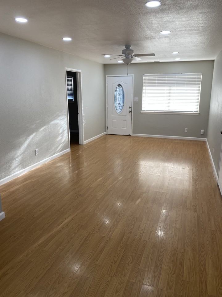 17059 Mattie St #NA - Photo 2 of 12