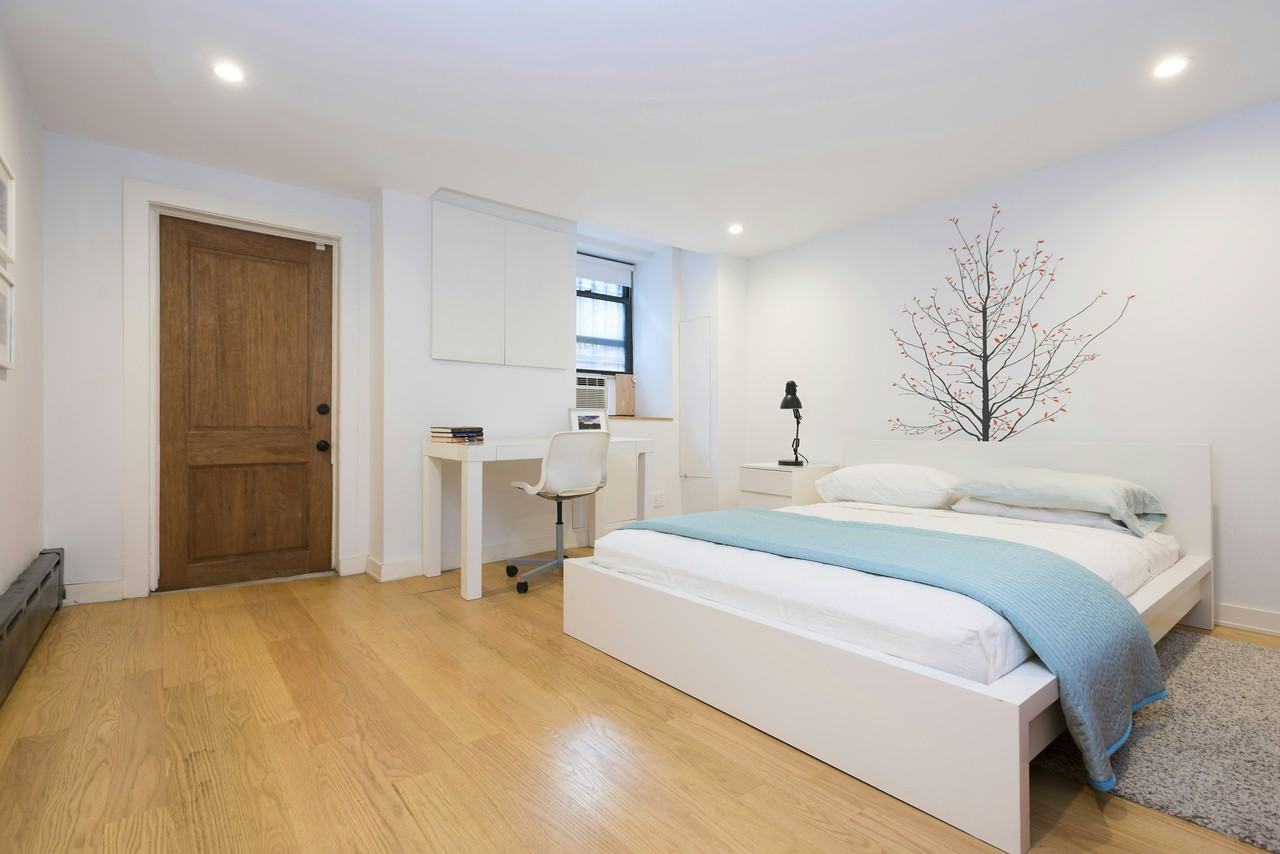 86 Vanderbilt Ave #1 - Photo 3 of 7