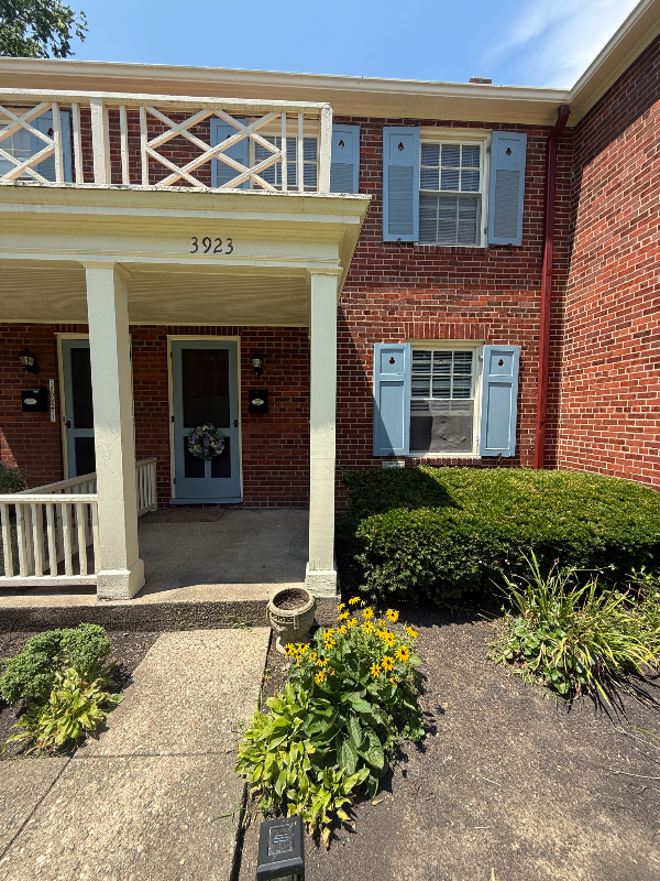 3921 Beech St - Photo 2 of 25