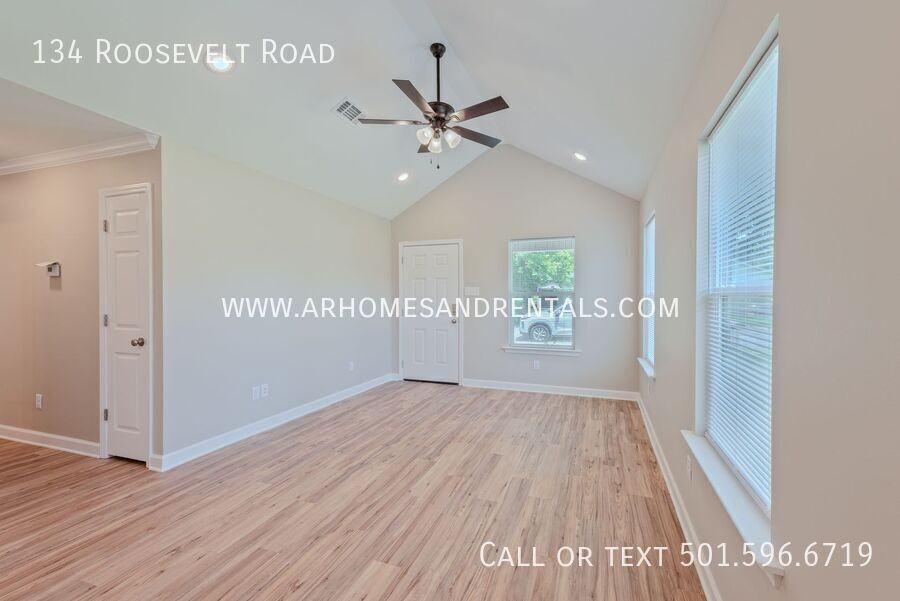 134 Roosevelt Rd - Photo 2 of 12