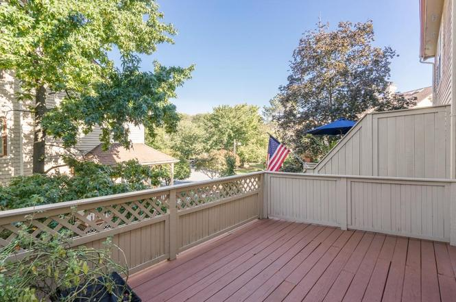 25 Sturbridge Ln - Photo 4 of 17