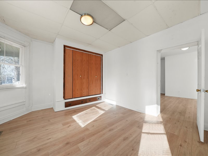 1097 E Merchant St #2 - Photo 3 of 10