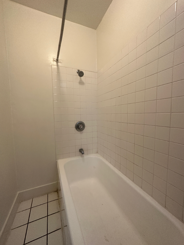 1825 Ivar Avenue - Photo 4 of 7