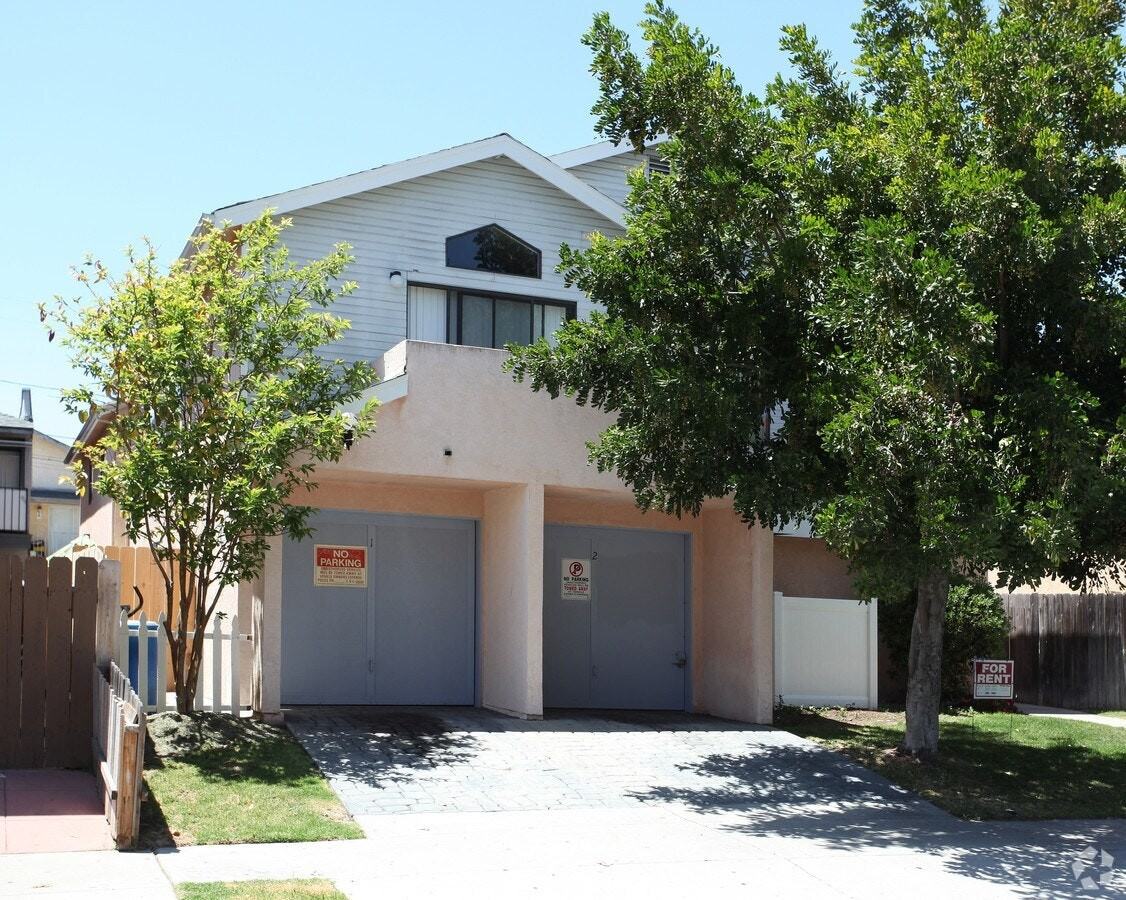 4232 Chamoune Ave #3 - Photo 2 of 11