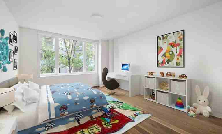 151 West 21st Street - Photo 3 of 5