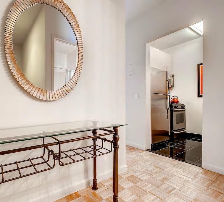 91 Washington Street - Photo 3 of 6