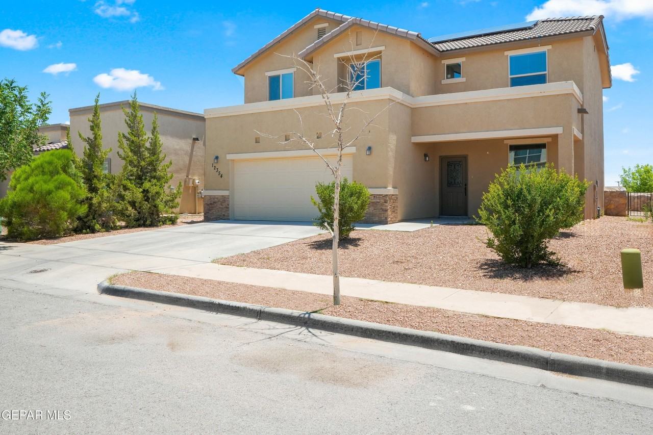 12354 Thren Ave - Photo 3 of 40