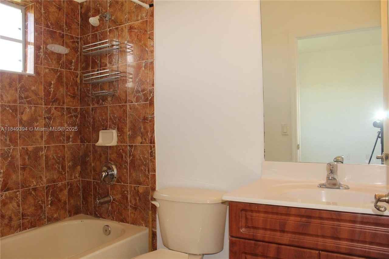 10937 Southwest 181st Terrace - Photo 3 of 49