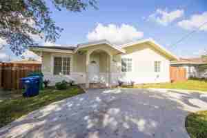 featured image of 15650 Northwest 39th Court #15650